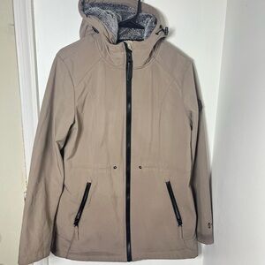 Free Country Women’s Hooded Softshell Jacket Fleece Lined Taupe Medium